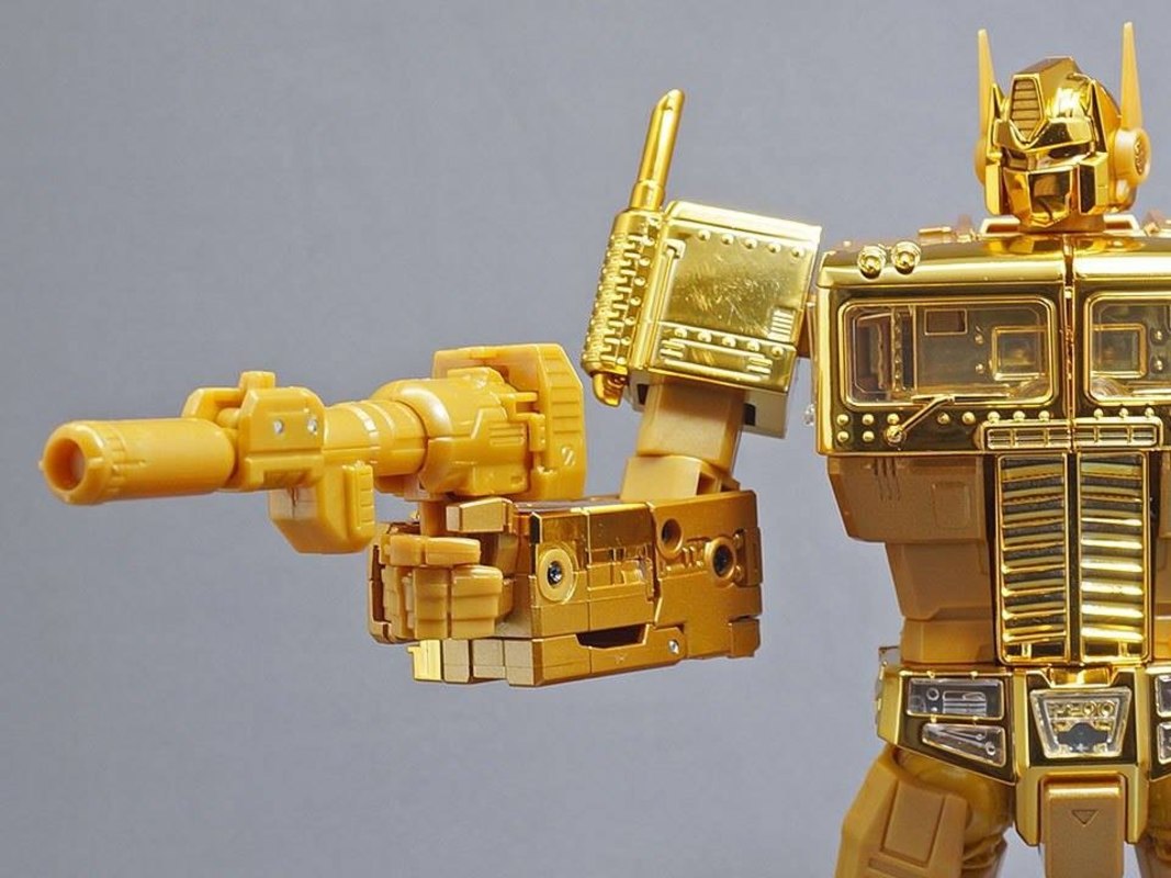 transformers masterpiece golden lagoon convoy exclusive